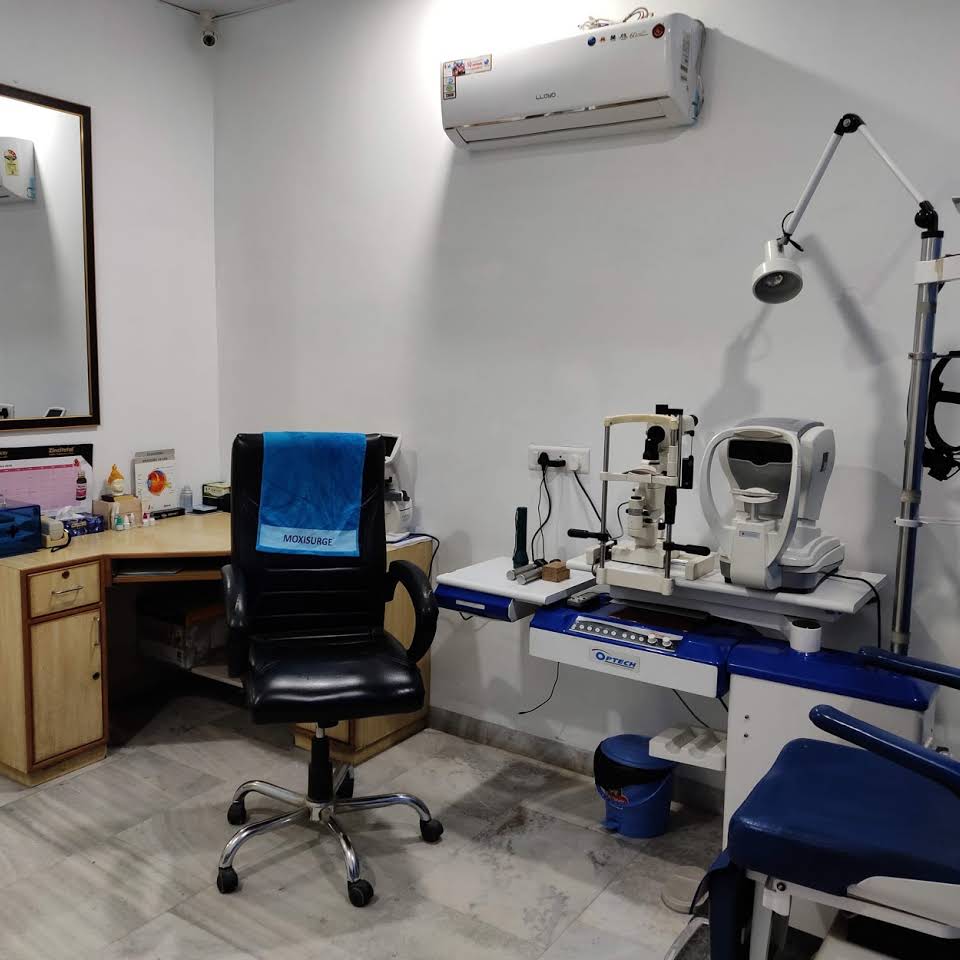 Sodhi Eye Hospital (Dr Sodhi Eye Hospital)