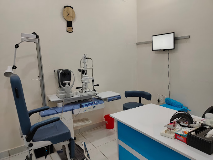 Dogra Eyecare Centre